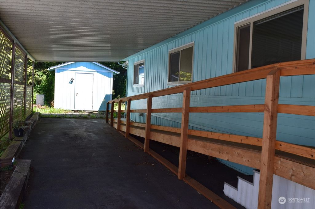 Photo of 5220 176th Street SW #50, Lynnwood, WA 98037 (MLS # 2265952)