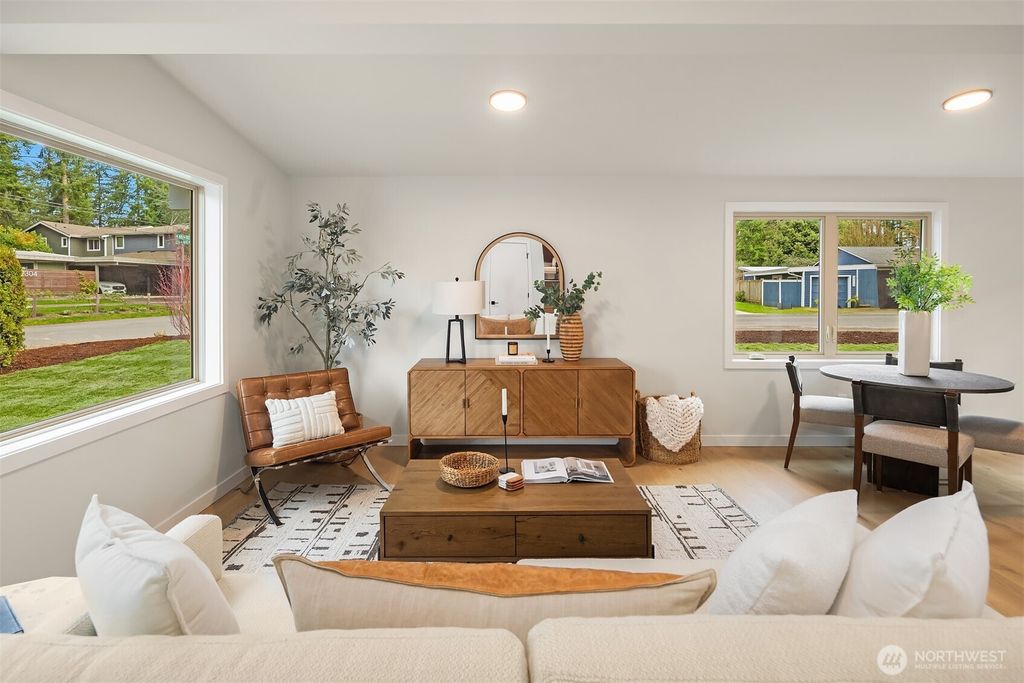 Photo of 12241 NE 65 Street, Kirkland, WA 98033 (MLS # 2489090)