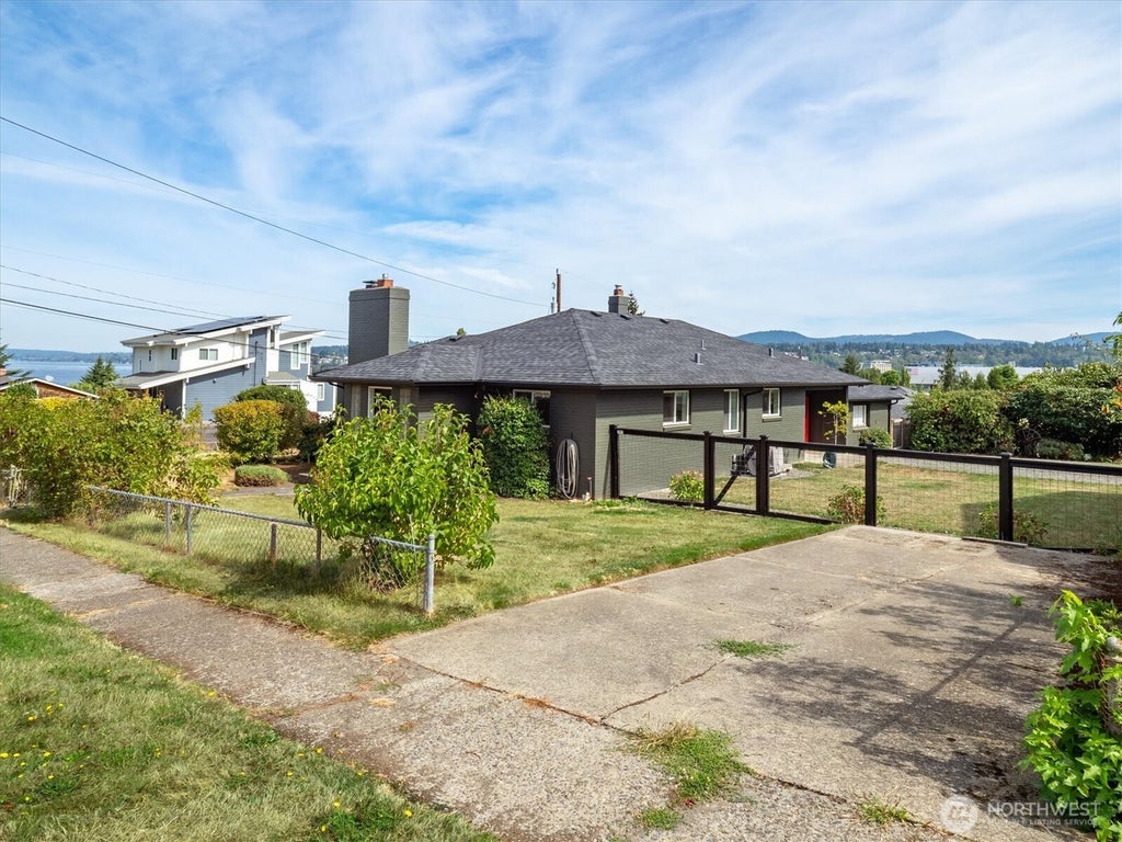 Photo of 11530 87th Avenue S, Seattle, WA 98178 (MLS # 2580731)