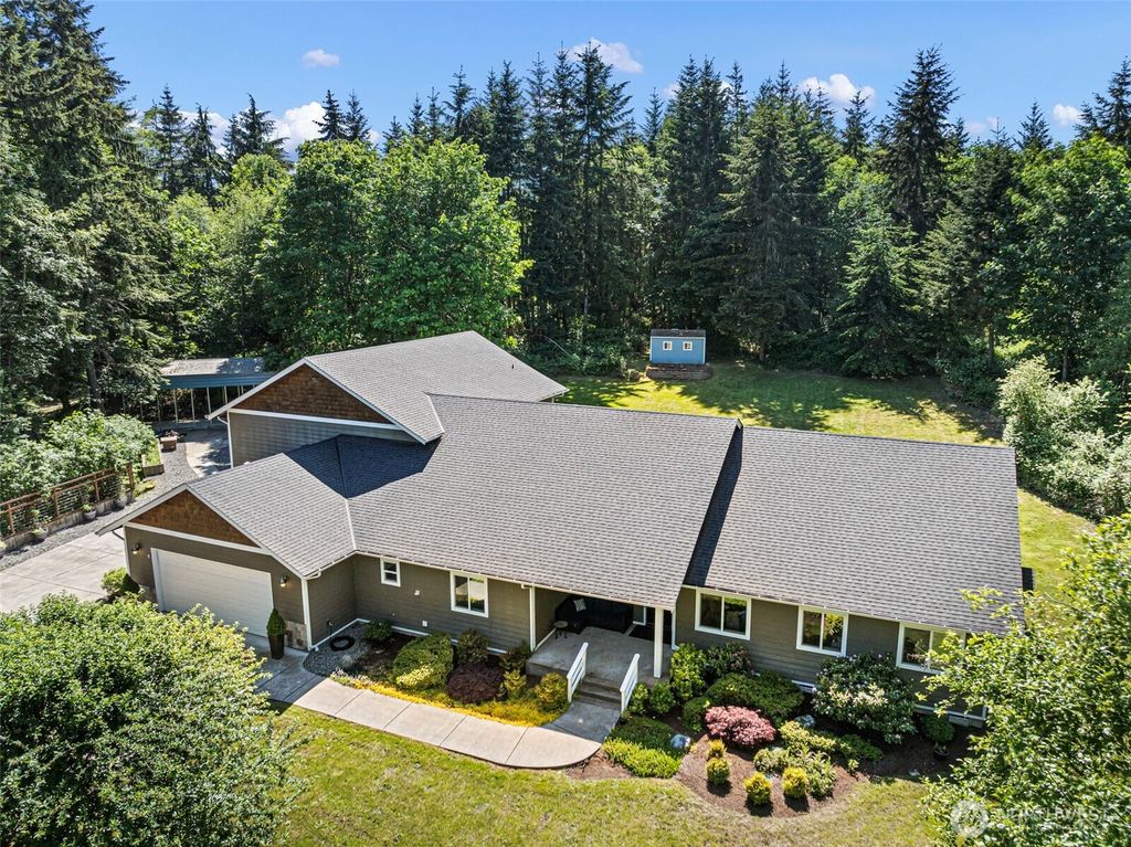 Photo of 11668 Banner Rd SE RD, Olalla, WA 98359 (MLS # 2527670)