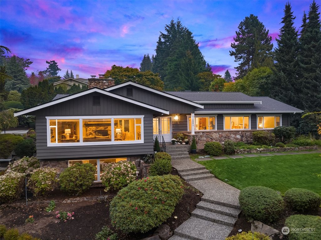 Photo of 8601 NE 19th Place, Clyde Hill, WA 98004 (MLS # 2045144)