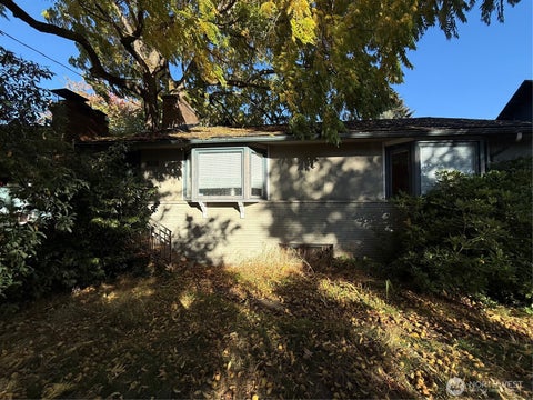 Photo of 8018 Densmore Avenue N, Seattle, WA 98103 (MLS # 2590928)