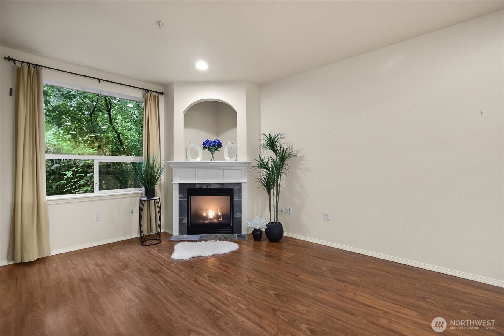 12530 Admiralty Way K102