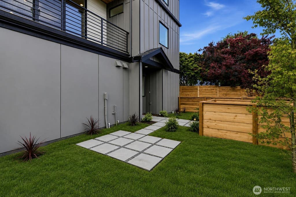 Photo of 2613 NW 87th Street, Seattle, WA 98117 (MLS # 2559970)