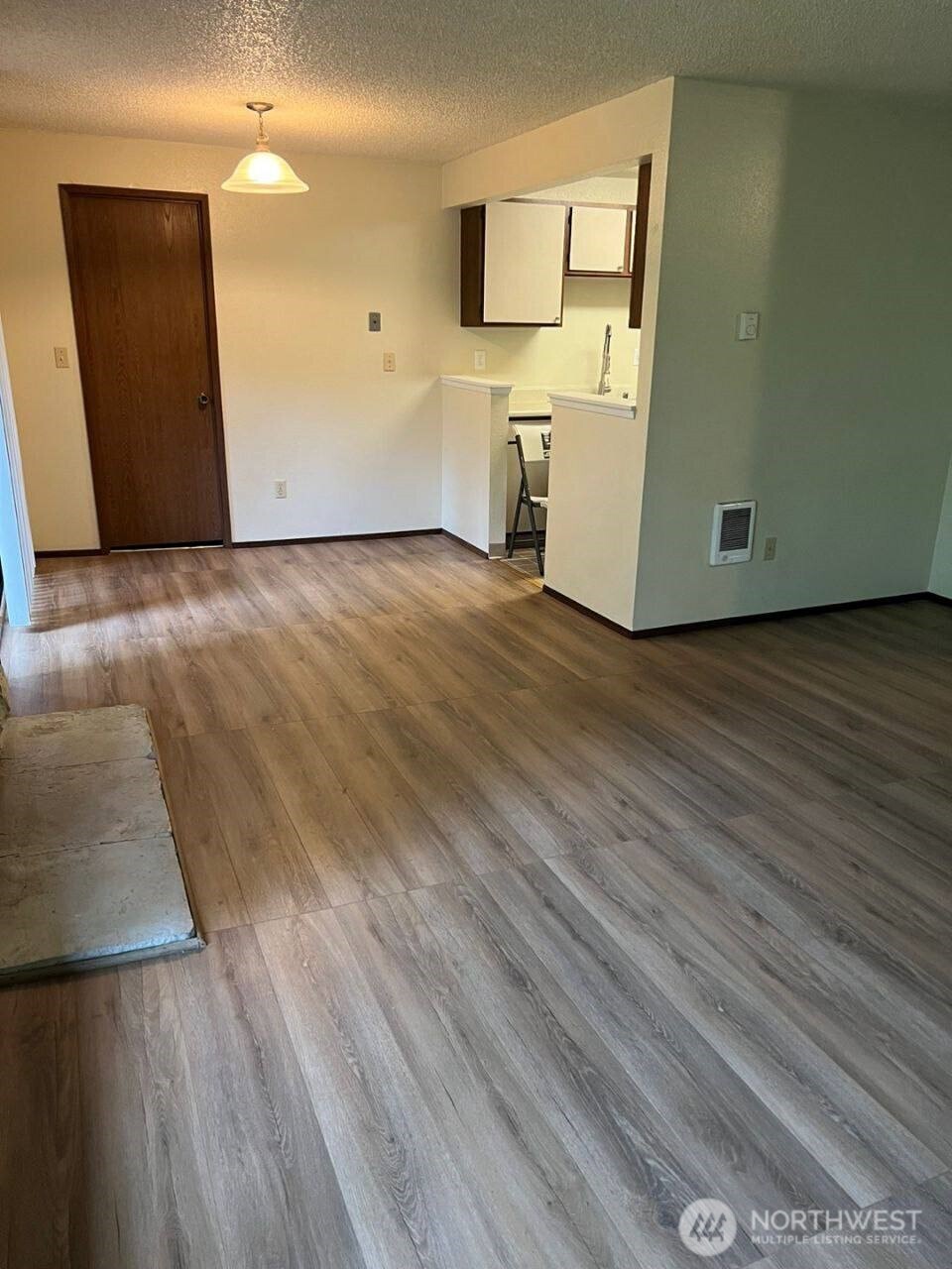 120 S 339th Circle