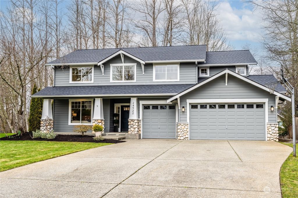Photo of 24922 NE 1st Place, Sammamish, WA 98074 (MLS # 2039374)
