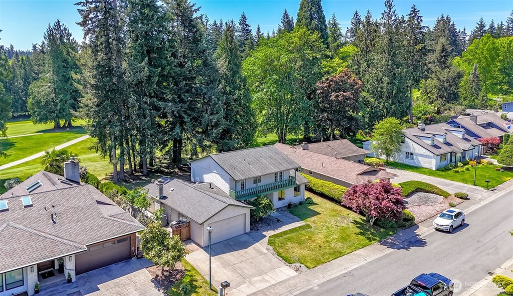 Photo of 14823 SE 172nd Place, Renton, WA 98058 (MLS # 2503053)