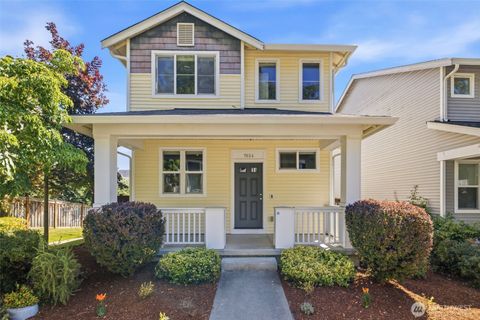 Photo of 7624 39th Avenue S, Seattle, WA 98118 (MLS # 2556476)