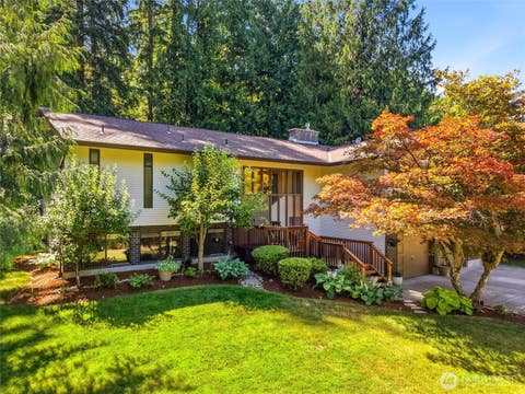 Photo of 21828 SE 254th Place, Maple Valley, WA 98038 (MLS # 2552869)