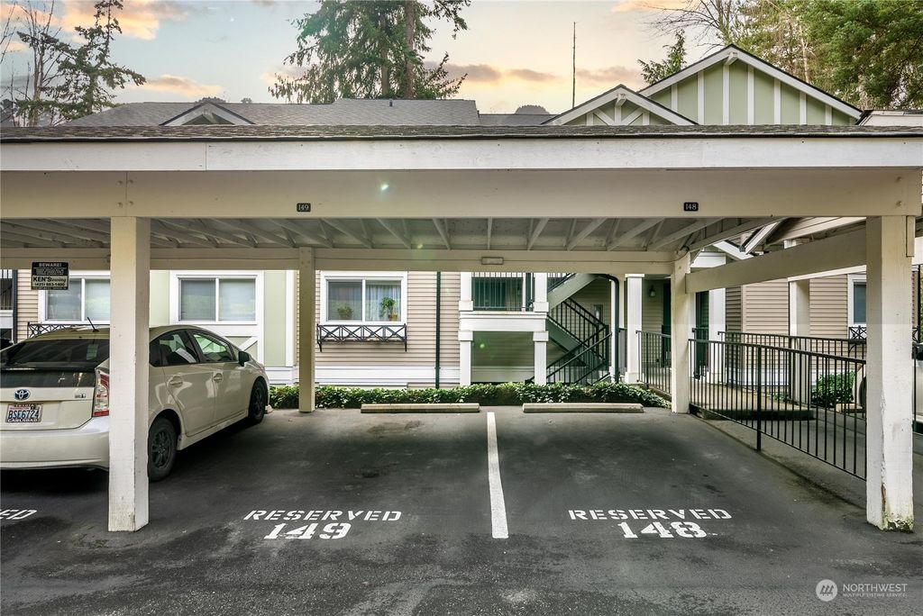 Photo of 11307 NE 128th Street #G-103, Kirkland, WA 98034 (MLS # 2231867)