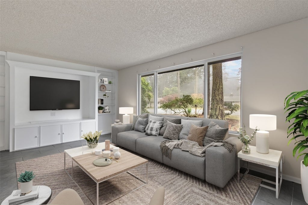 Photo of 1916 N Fir Woods Place, Oak Harbor, WA 98277 (MLS # 2596408)