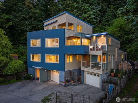 Photo of 4089 Rockaway Beach Road NE, Bainbridge Island, WA 98110 (MLS # 2557974)