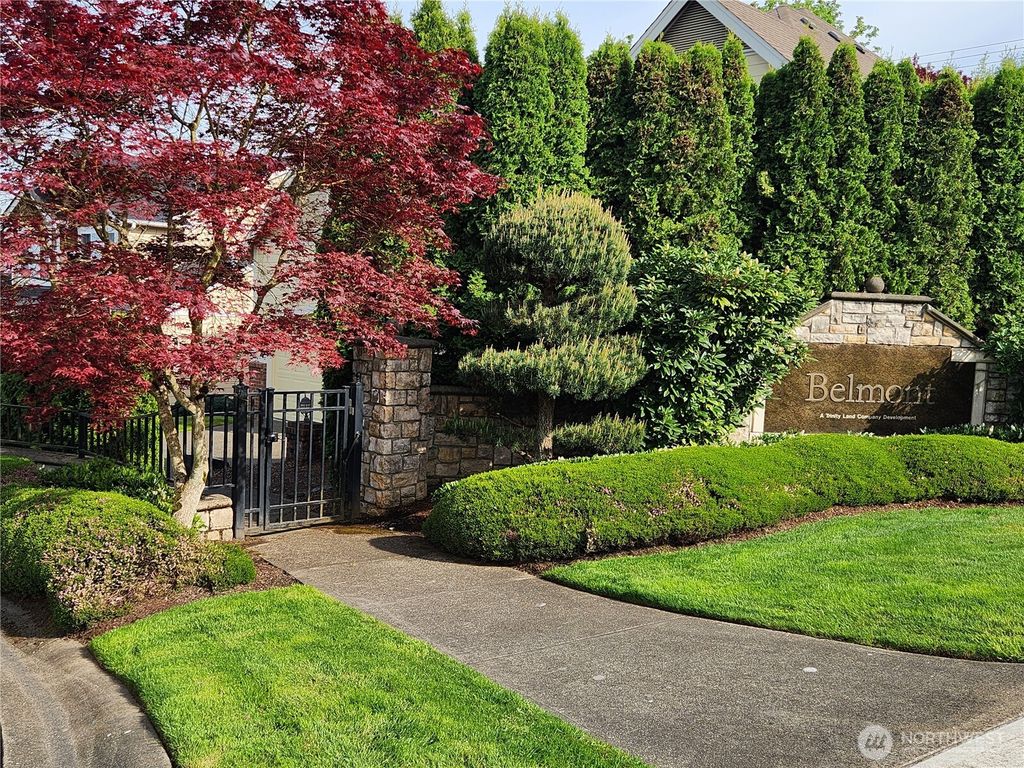 Photo of 7002 83rd Street Ct E, Puyallup, WA 98371 (MLS # 2524038)