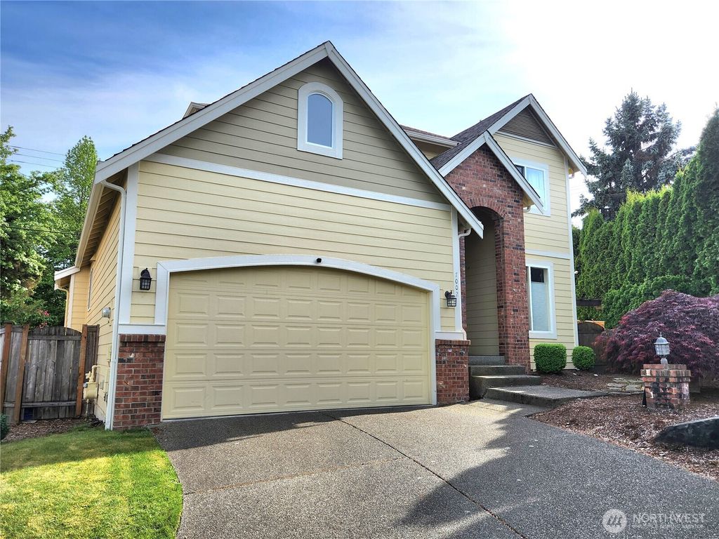Photo of 7002 83rd Street Ct E, Puyallup, WA 98371 (MLS # 2524038)