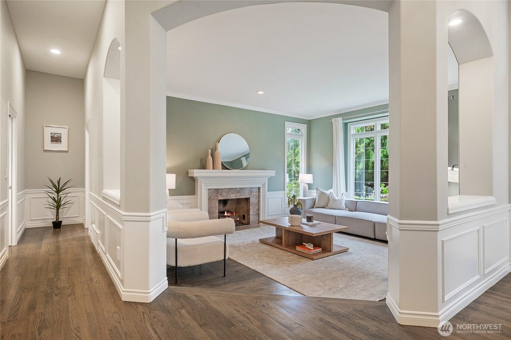 Photo of 19601 NE 129th Way, Woodinville, WA 98077 (MLS # 2571790)