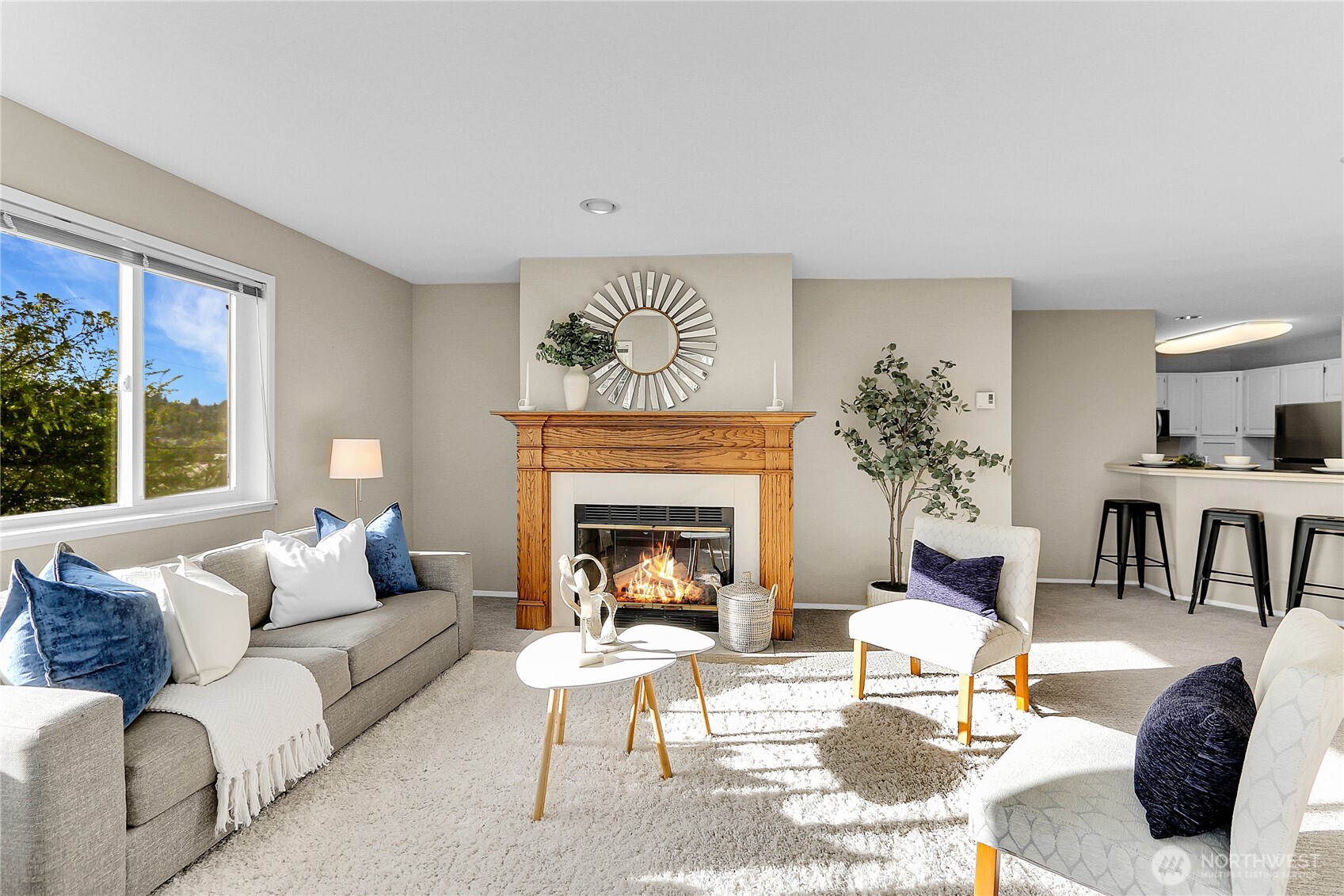 2040 13th Avenue W 13