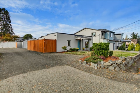 Photo of 1530 S Walters Road, Tacoma, WA 98465 (MLS # 2598195)