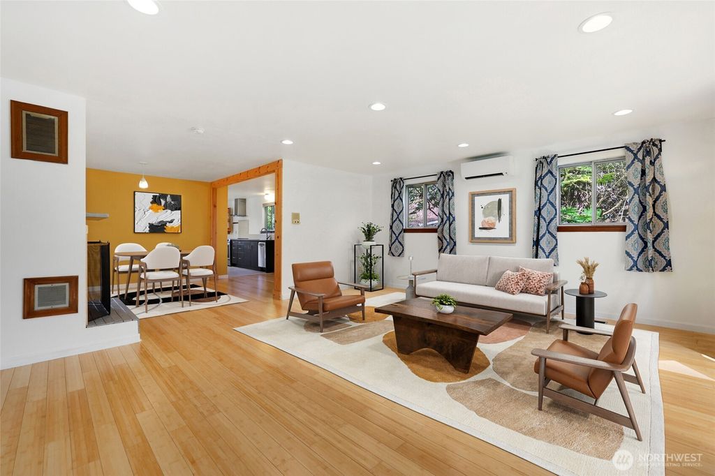 Photo of 9210 S G Street, Tacoma, WA 98444 (MLS # 2493348)