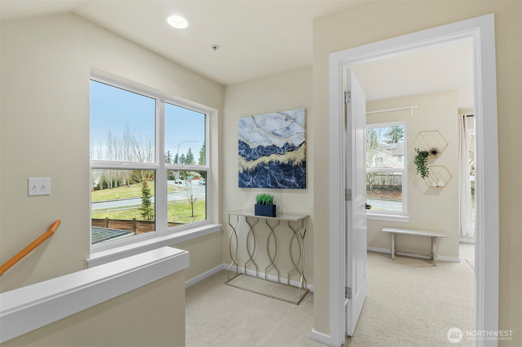 Redmond, Washington 98052, United States, 3 Bedrooms Bedrooms, ,2 BathroomsBathrooms,Residential,Active,1754