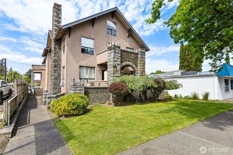 408 N Meridian Puyallup WA 98371