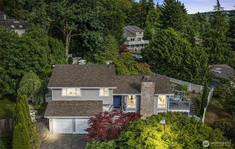 Photo of 5712 141st Place SE, Bellevue, WA 98006 (MLS # 2545464)