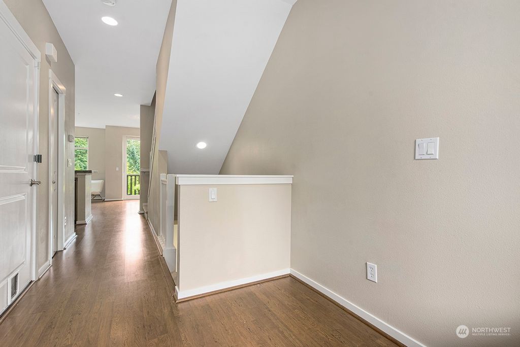 Photo of 162 Cougar Ridge Road NW #1104, Issaquah, WA 98027 (MLS # 2135476)