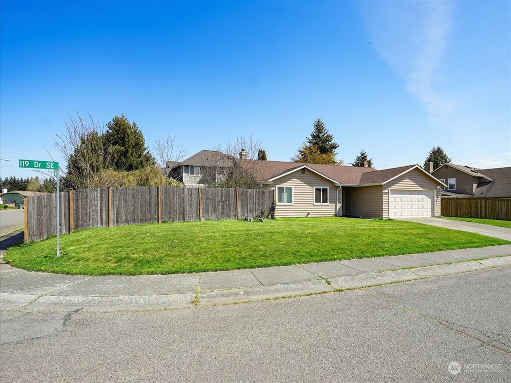 Photo of 26008 119th Drive SE, Kent, WA 98030 (MLS # 2218782)