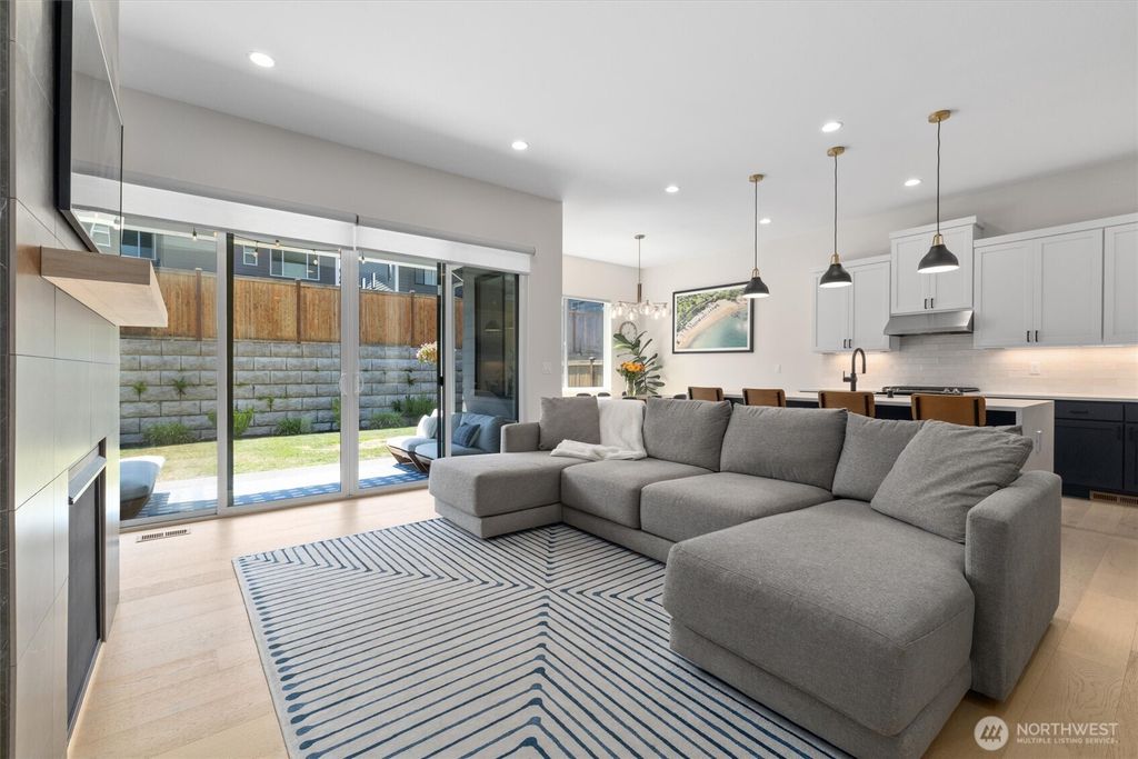 Photo of 3063 SE 14th Street, North Bend, WA 98045 (MLS # 2409805)