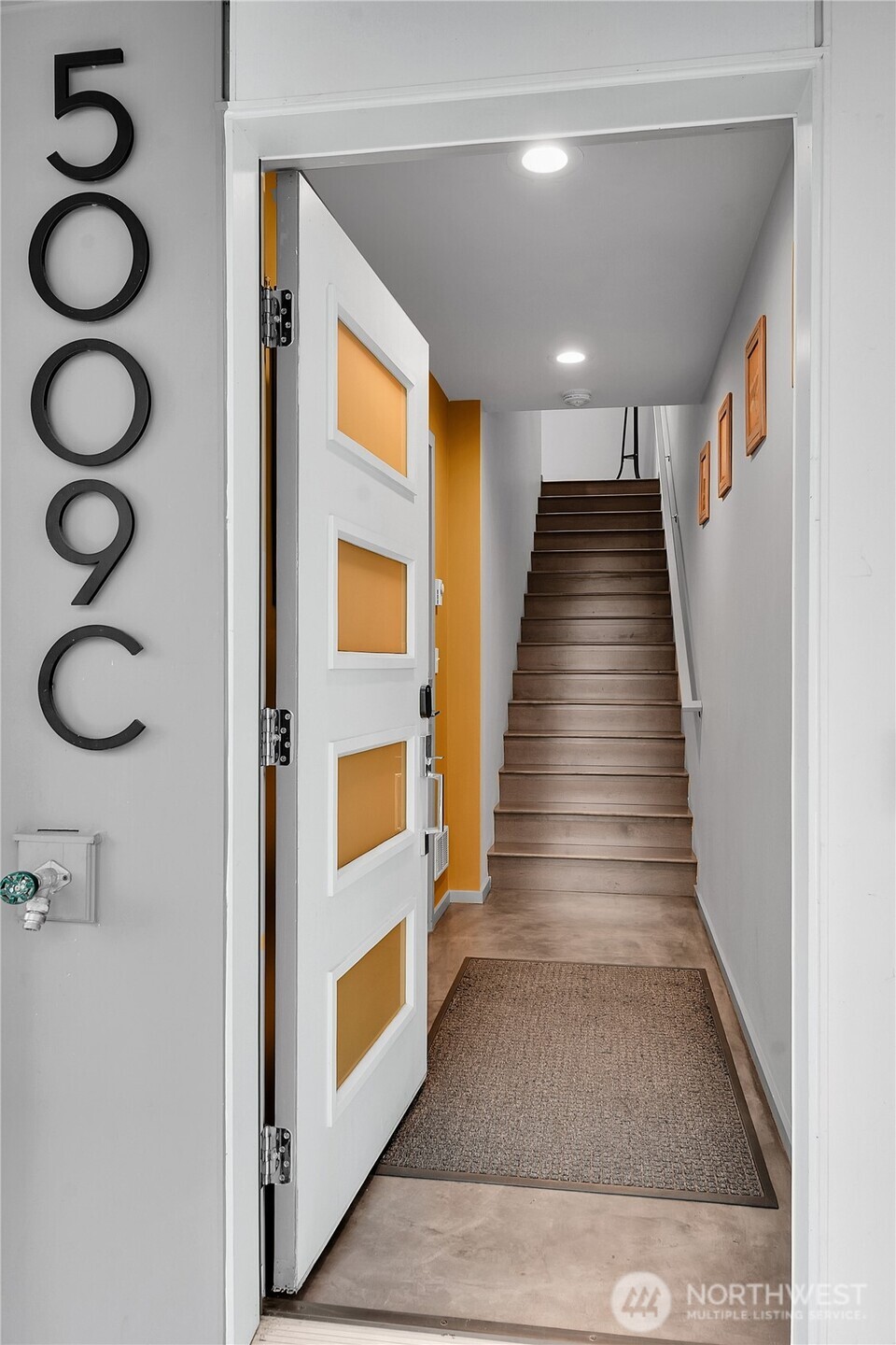 5009 Renton Avenue S C