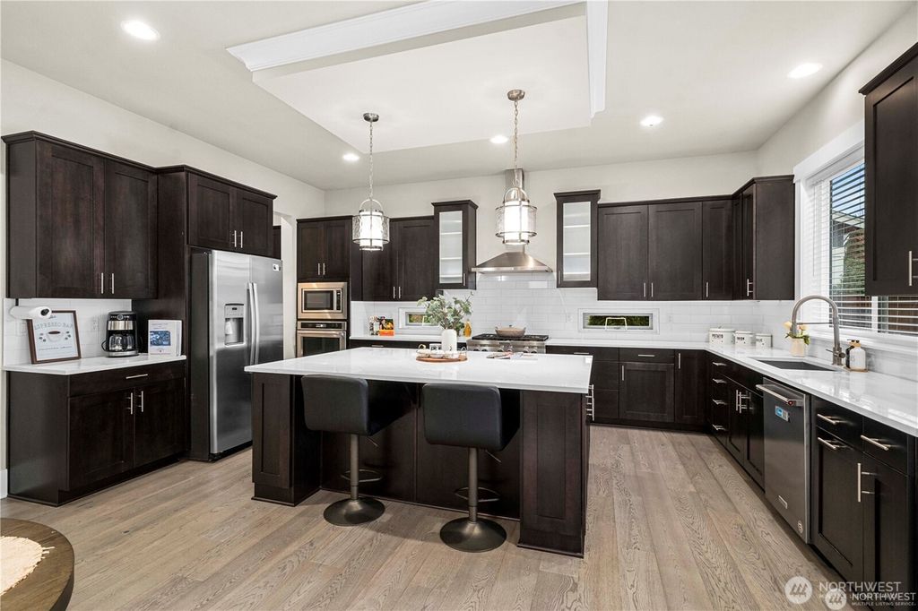 Photo of 17552 SE 188th Place, Renton, WA 98058 (MLS # 2490499)