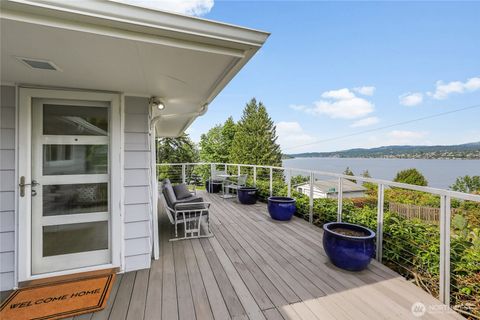 Photo of 10417 76th Avenue S, Seattle, WA 98178 (MLS # 2534381)