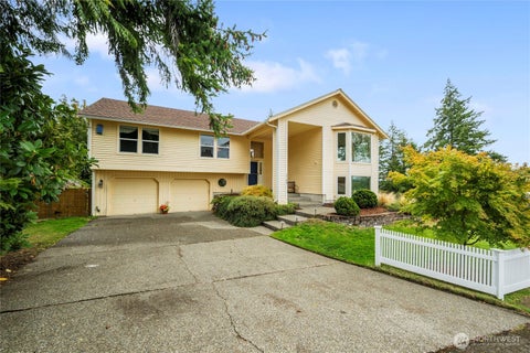 Photo of 4700 NW Terrace View Drive, Bremerton, WA 98312 (MLS # 2579134)