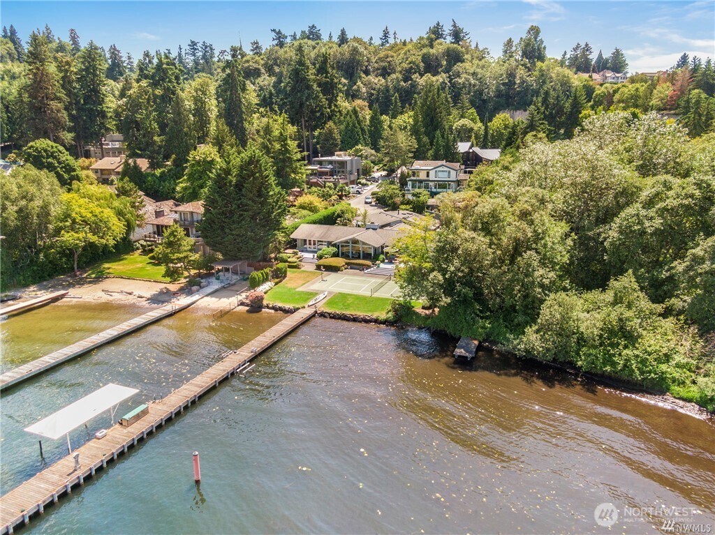 Mercer Island, Washington 98040, United States, 4 Bedrooms Bedrooms, ,3 BathroomsBathrooms,Residential,Active,189884