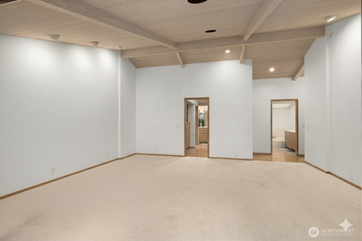 Mercer Island, Washington 98040, United States, 4 Bedrooms Bedrooms, ,3 BathroomsBathrooms,Residential,Active,189884