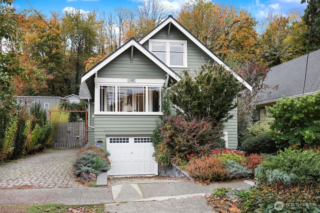 Photo of 1047 S Donovan Street, Seattle, WA 98108 (MLS # 2445003)