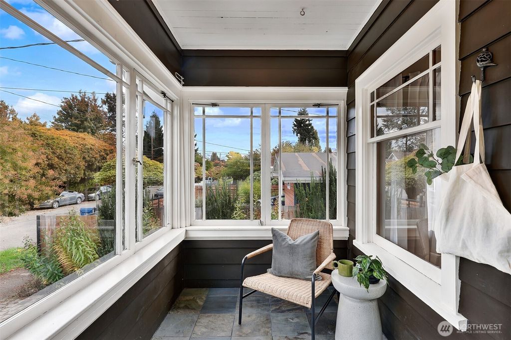 Photo of 1047 S Donovan Street, Seattle, WA 98108 (MLS # 2445003)