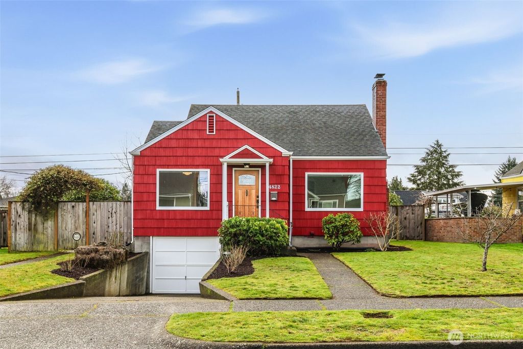 Photo of 4822 N 8th Street, Tacoma, WA 98406 (MLS # 2478121)