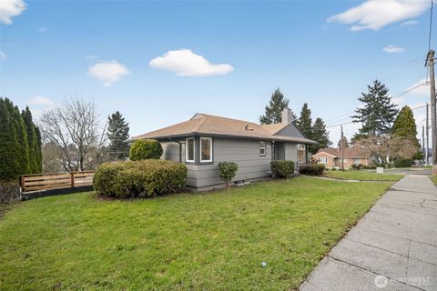 Photo of 4228 N Verde Street, Tacoma, WA 98407 (MLS # 2475520)