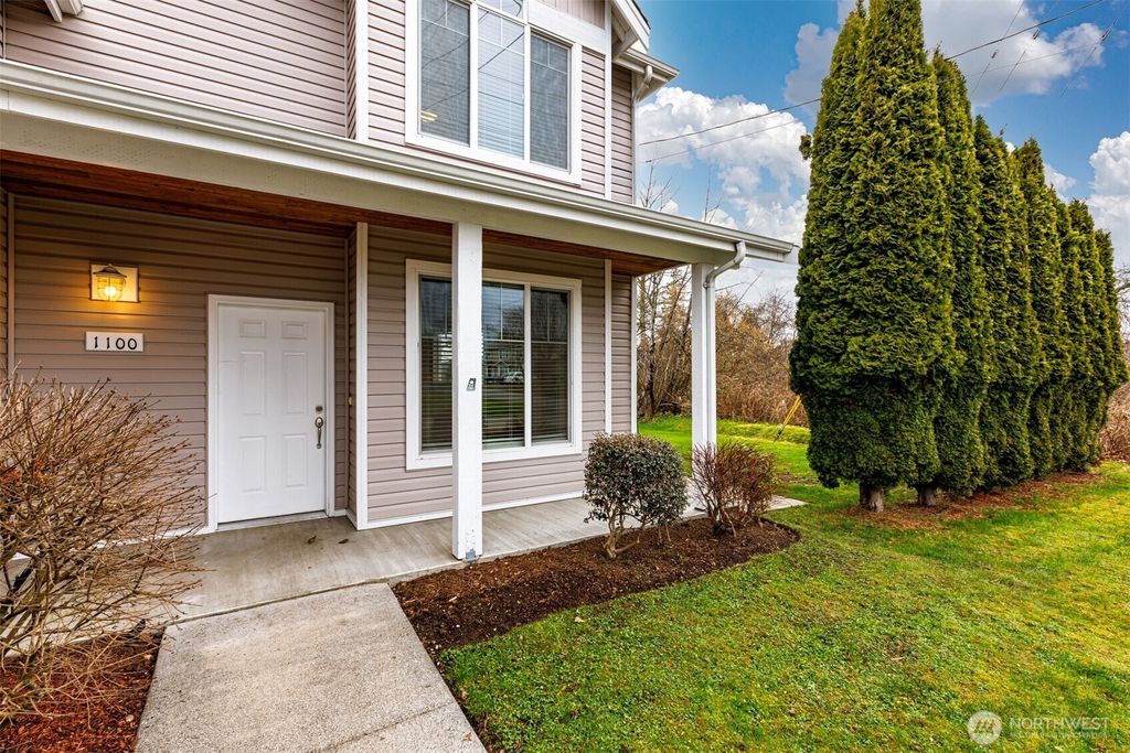 Photo of 1100 E Illinois Street, Bellingham, WA 98226 (MLS # 2470227)