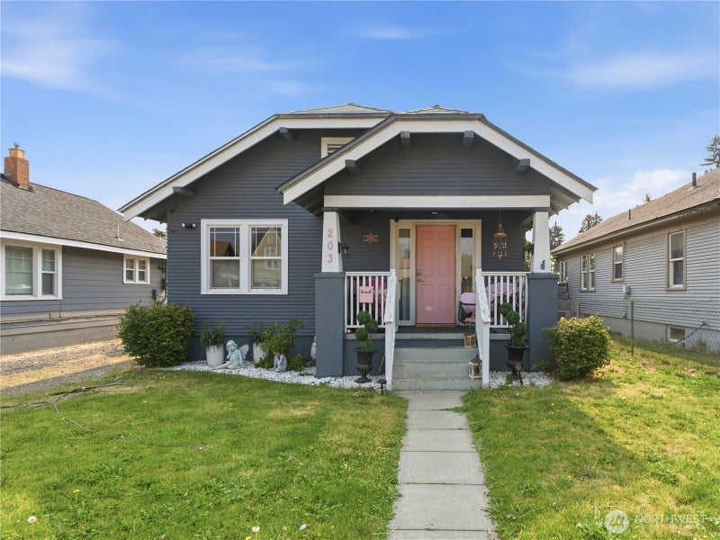 203 N Emerson Avenue