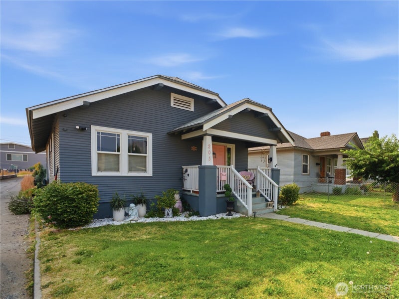 203 N Emerson Avenue