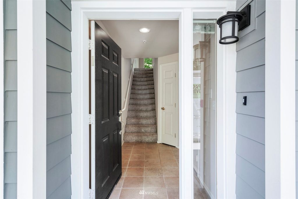 Photo of 16125 Juanita Woodinville Way NE #2616, Bothell, WA 98011 (MLS # 1964951)