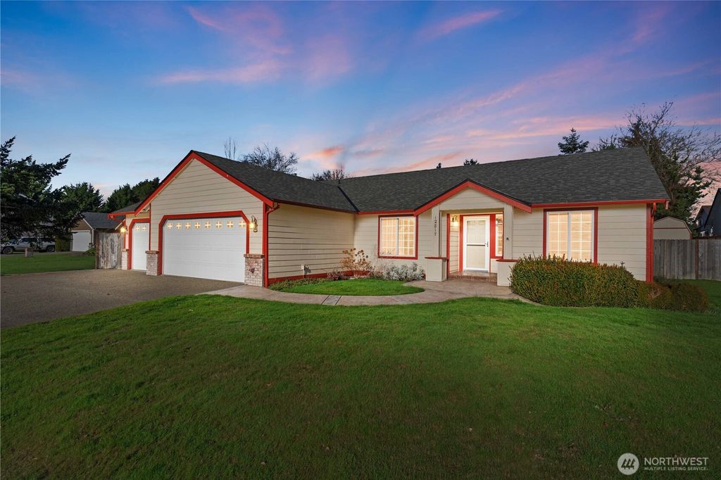 Photo of 12817 225th Street Ct E, Graham, WA 98338 (MLS # 2467415)