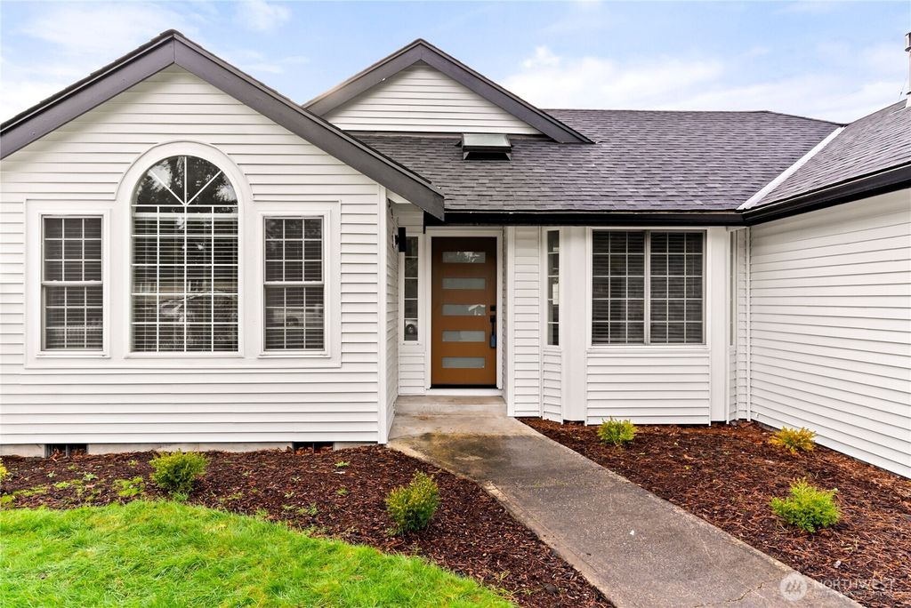 Photo of 10618 100th Street SW, Tacoma, WA 98498 (MLS # 2462836)