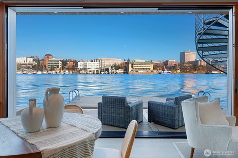 3012 Fuhrman Avenue E C Seattle WA 98102