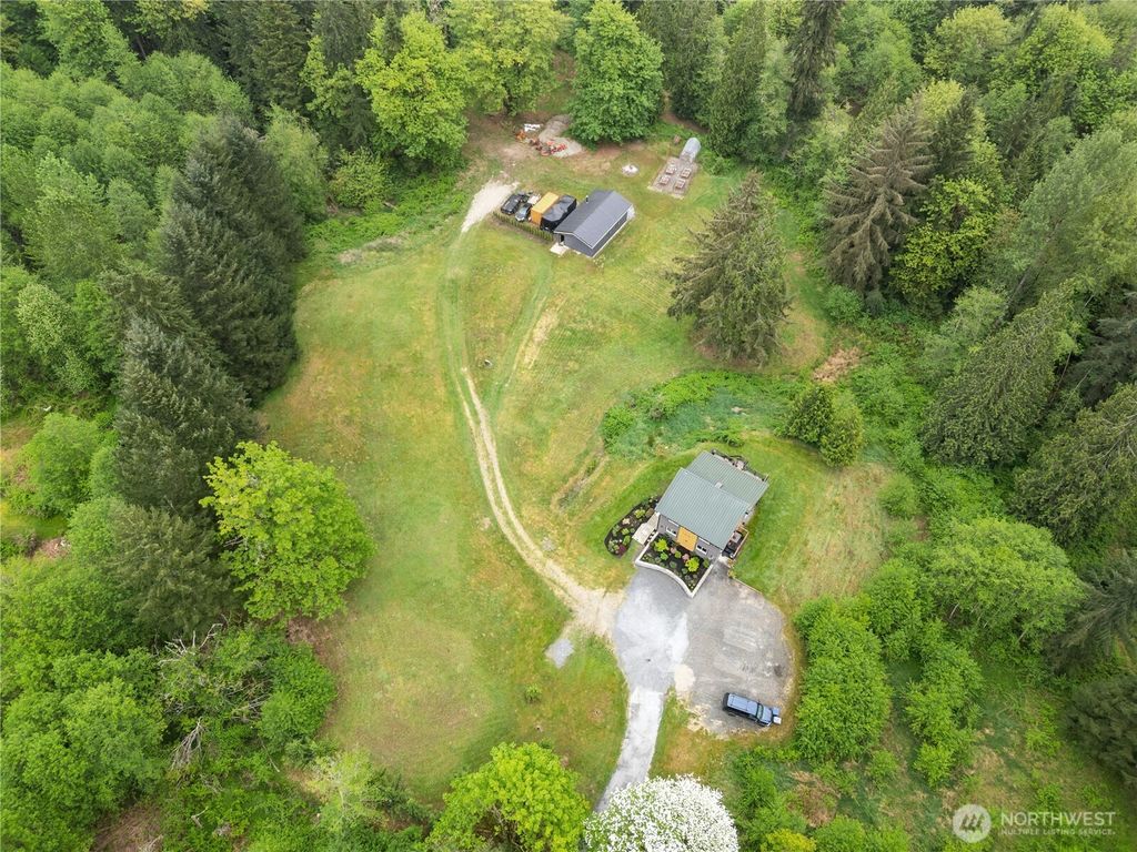 Photo of 1527 Newberg Road, Snohomish, WA 98290 (MLS # 2519411)