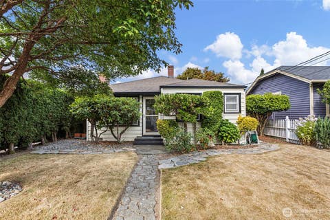 Photo of 8337 27th Avenue NW, Seattle, WA 98117 (MLS # 2570538)