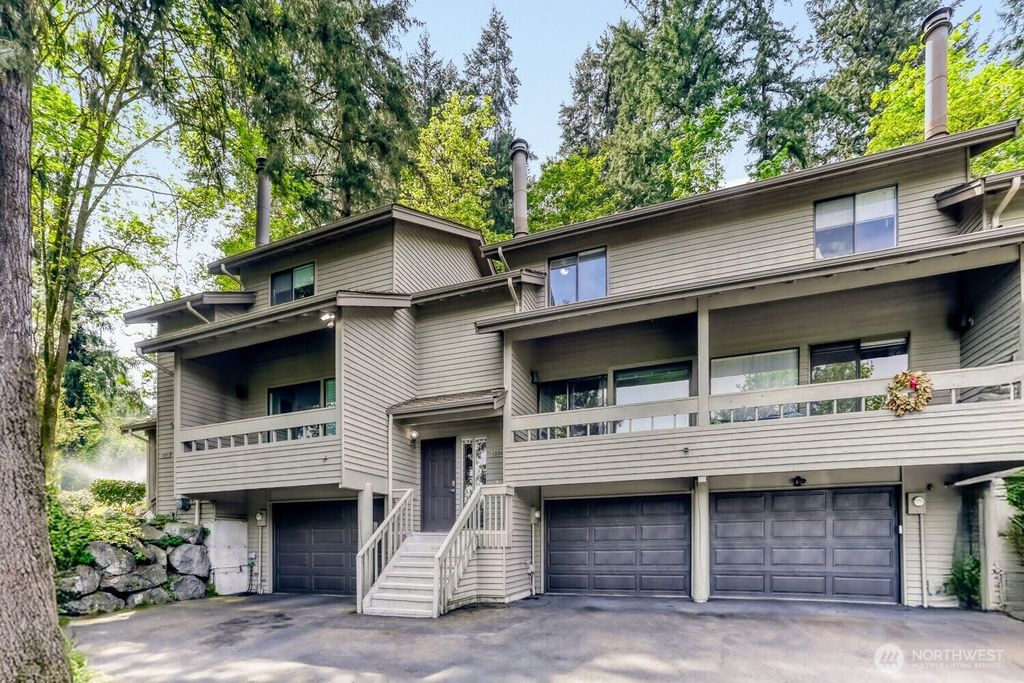 Photo of 1226 Bellefield Park Lane NW #1226, Bellevue, WA 98004 (MLS # 2517077)