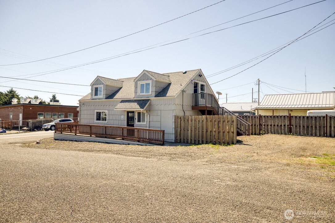 40 Main Street