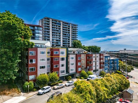 Photo of 524 6th Avenue W #404, Seattle, WA 98119 (MLS # 2417252)
